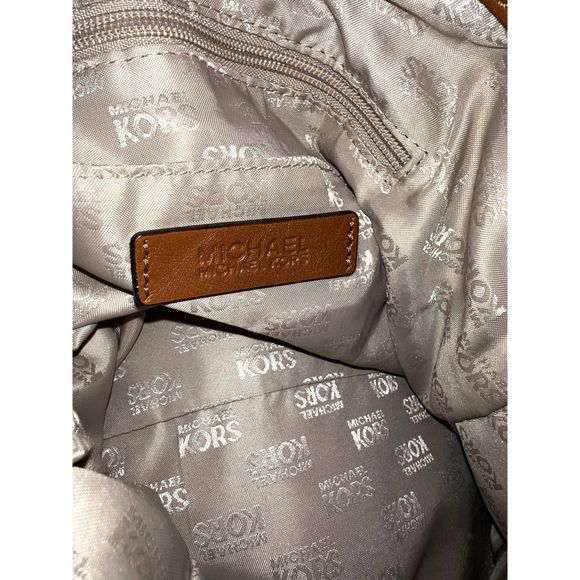 MK Uptown Astor Gold Studded Sway Shoulder Caramel Leather Bag 15 x 13 - Picture 5 of 5